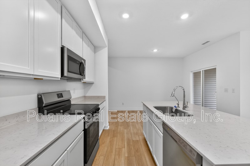 Building Photo - 7555 Marin Pkwy