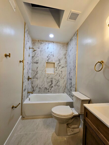 Building Photo - 1403 N Luzerne Ave