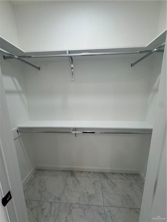 Building Photo - 12 Notre Dame Ave