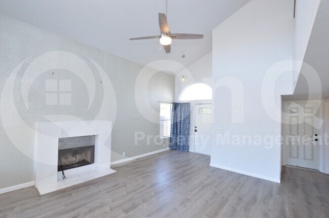 Building Photo - 3606 W Creedance Blvd