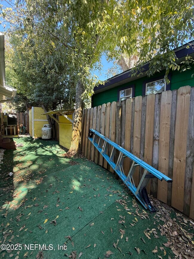 Building Photo - 78 Lincoln St