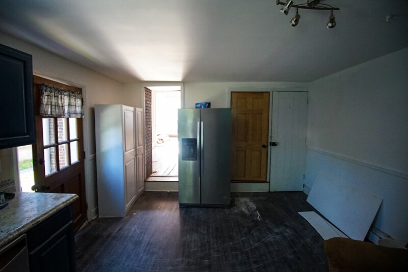 Building Photo - 32 Market St