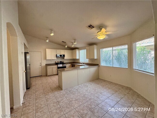 Building Photo - 2173 Hidden Ranch Terrace