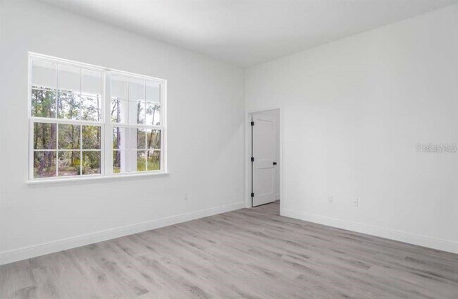 Building Photo - 15683 SW 49th Avenue Rd