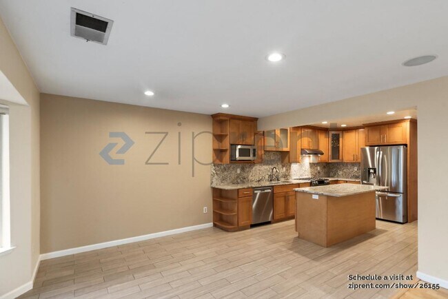 Building Photo - 6125 Linford Terrace