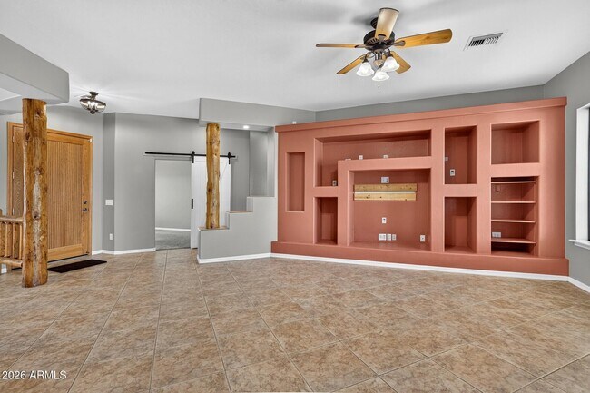 Building Photo - 3002 E Sherry Ln