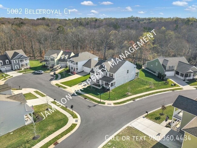 Building Photo - 5002 Belleroyal Ct