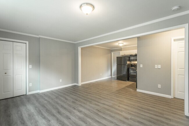 Building Photo - 3204 Harrison Pike