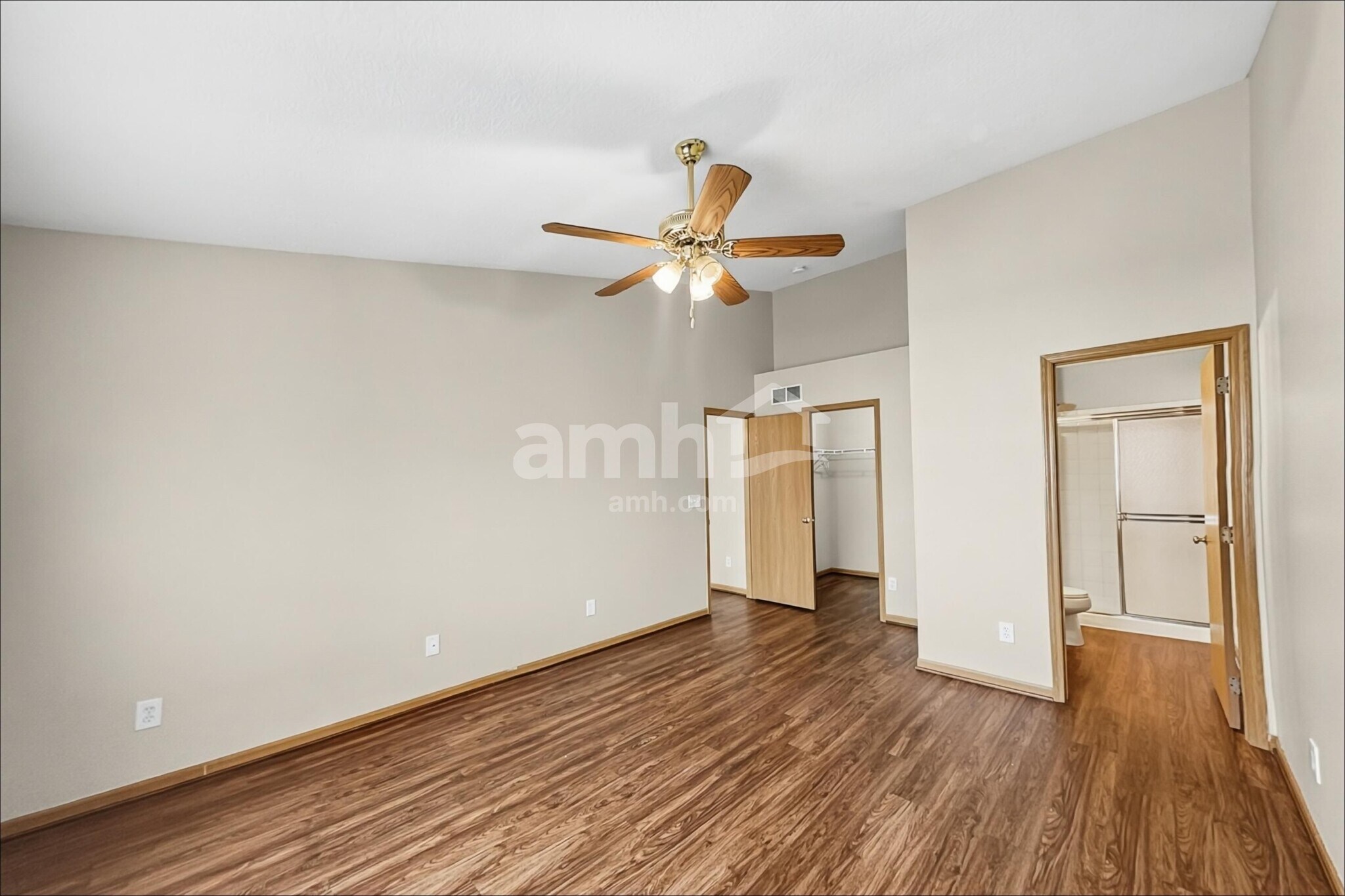 Building Photo - 1833 Kathiwade Dr
