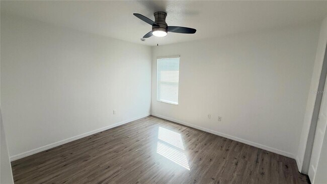 Building Photo - 2255 Sheboygan Pl