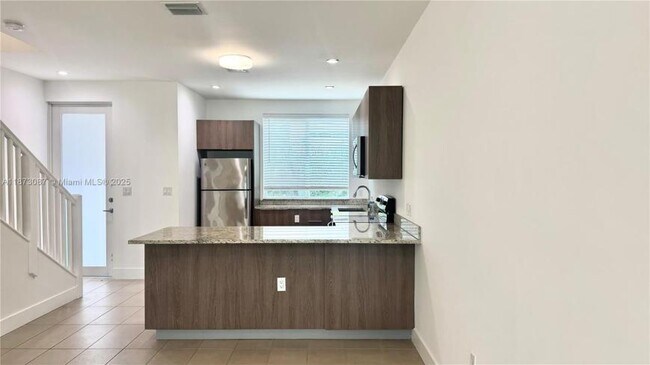 Primary Photo - 2 bedroom in North Miami FL 33161