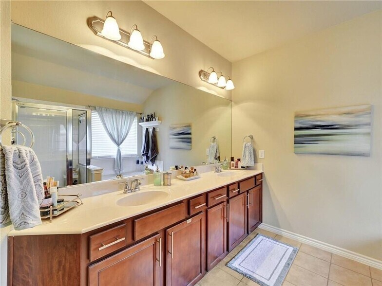Building Photo - 3809 Whisper Hollow Way