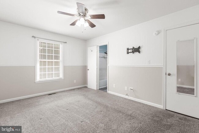 Building Photo - 10704 Cobblestone Dr