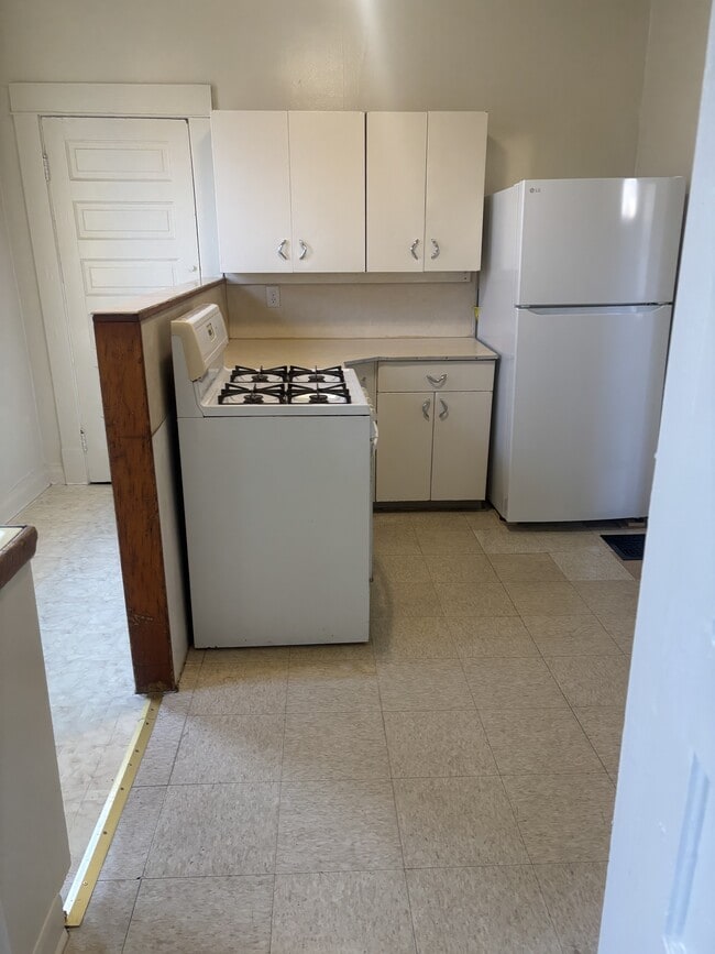 Building Photo - 957 Dorchester Ave SW