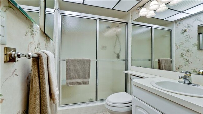 Bathroom 2 walk-in shower - 6400 Flotilla Dr