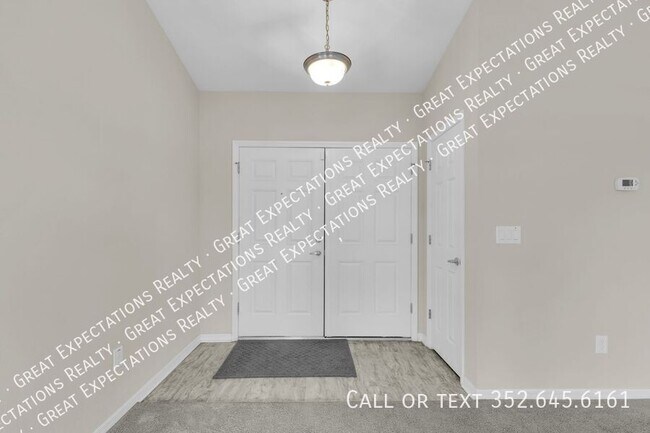 Building Photo - 11302 SW 62nd Cir