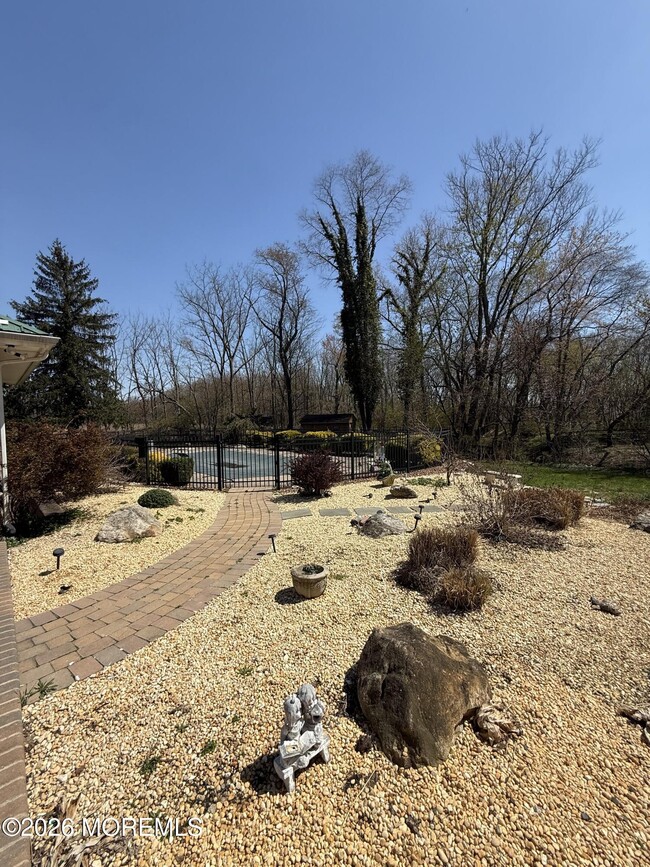 Building Photo - 2360 Monmouth Rd