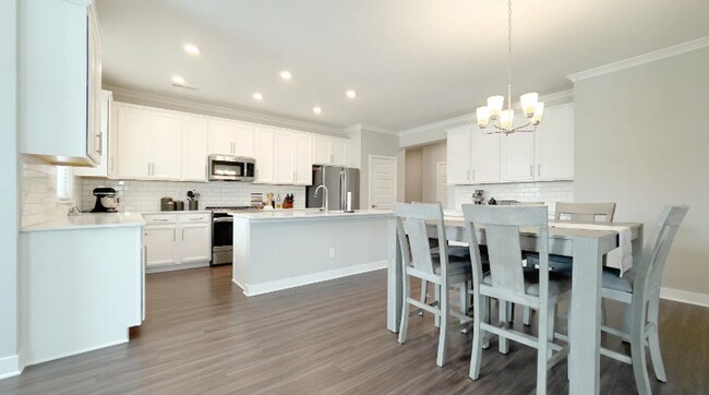 Building Photo - Welcome to this stunning 2-bedroom 2-bathroom home located in the desirable Westfield, IN