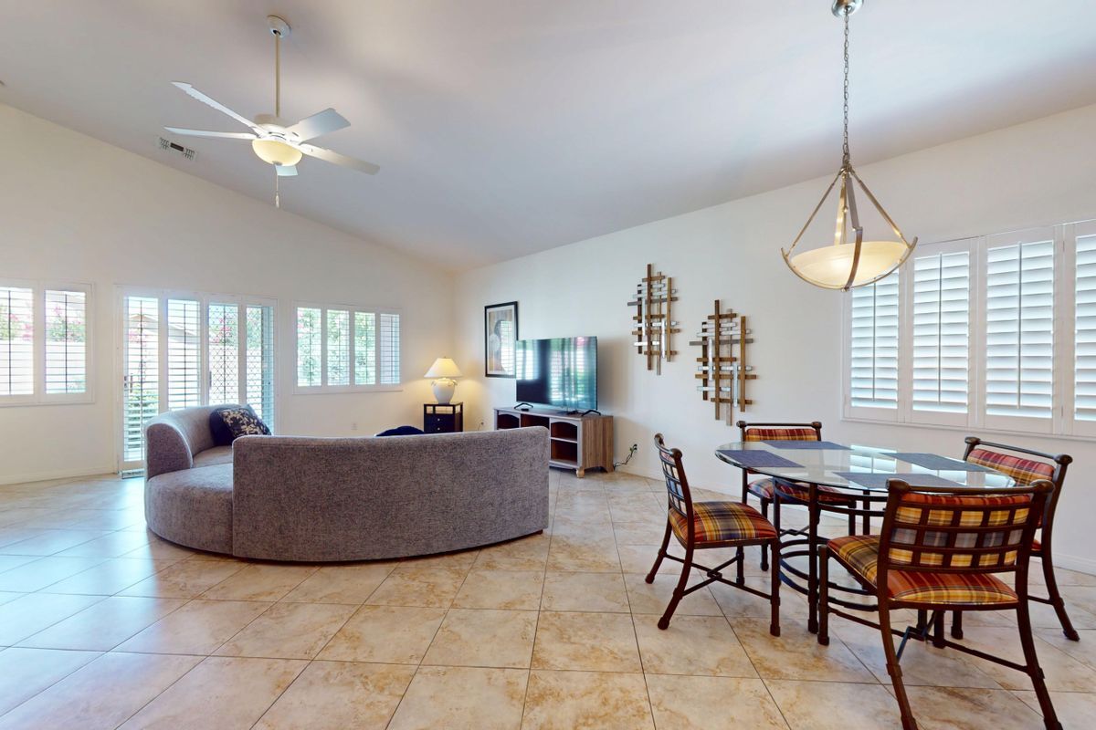 Building Photo - 45576 Whistler Ct