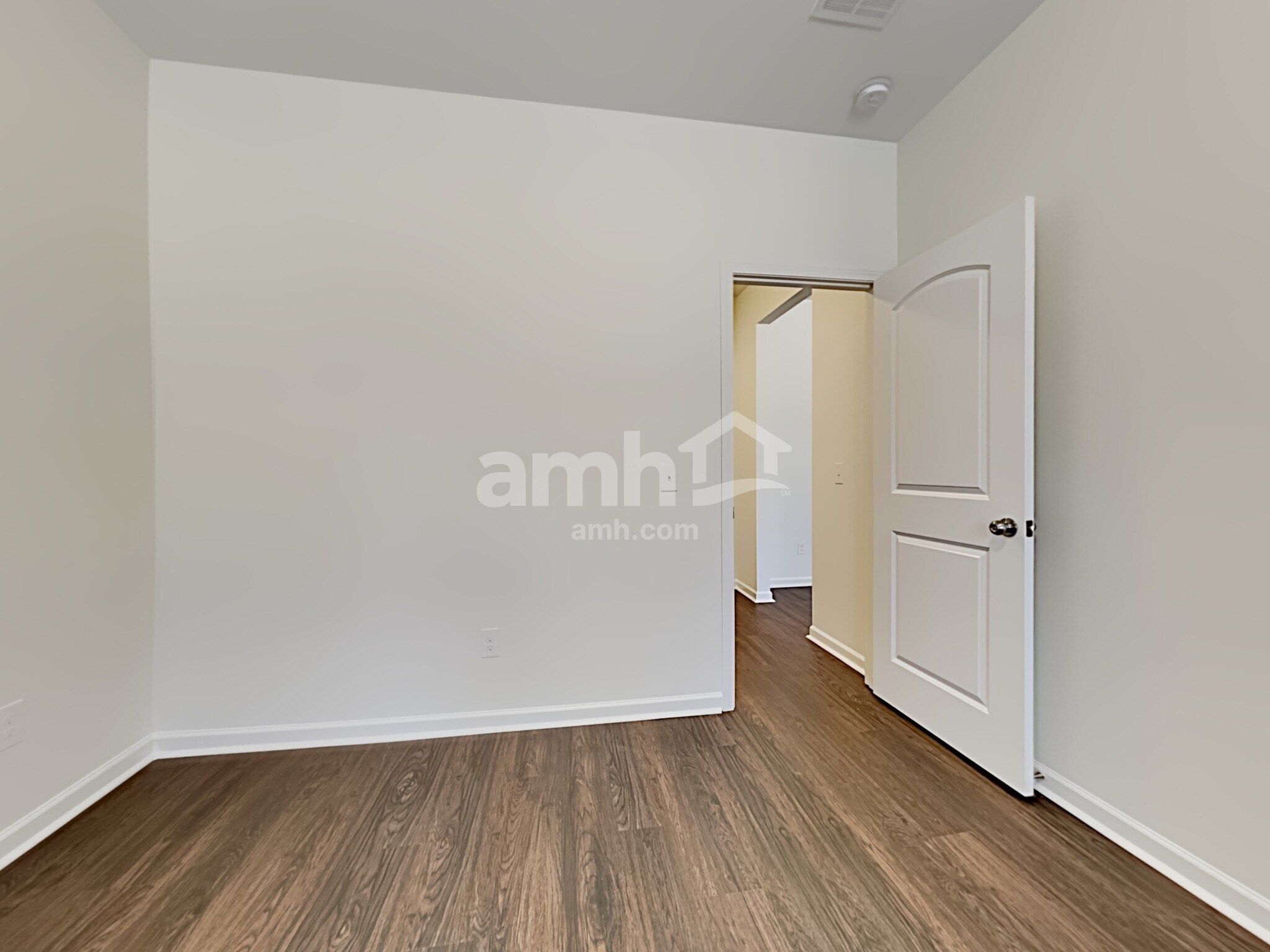 Building Photo - 355 Dunlin Dr