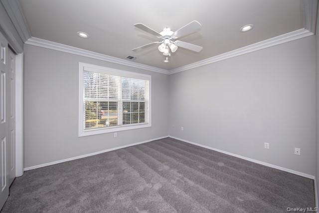 Building Photo - 14 Village Green Dr