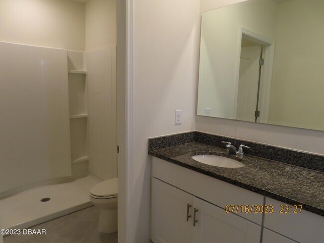 Building Photo - 4 BELLA LAGO Cir