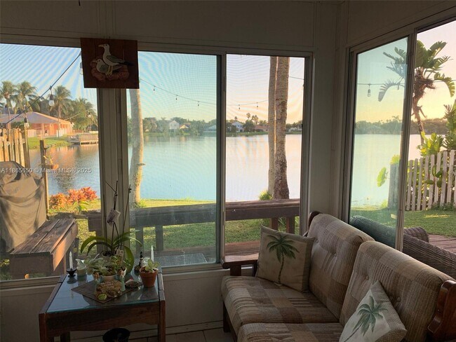 Building Photo - 6194 Buena Vista Dr