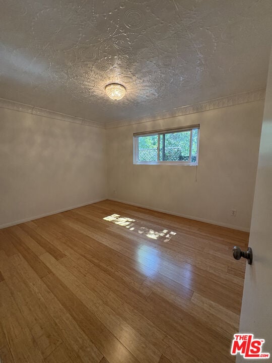 Building Photo - 748 E Kensington Rd