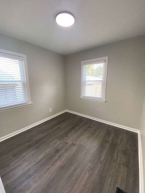 Building Photo - 236 W Kanawha Ave