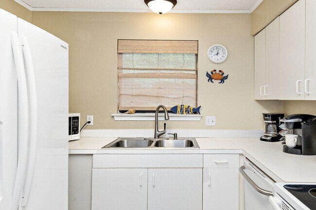 Building Photo - 24522 Perdido Beach Blvd