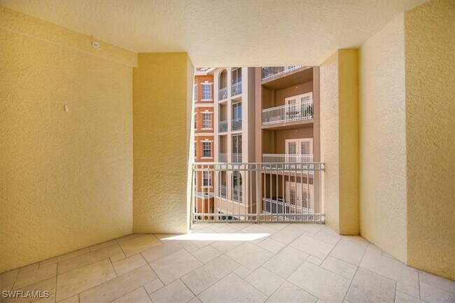 Building Photo - 410 Bayfront Pl