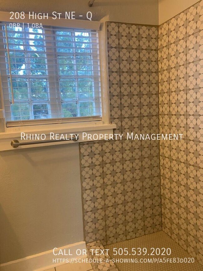 Building Photo - 208 High St NE