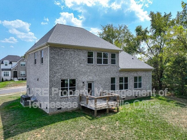 Building Photo - 631 Silva Ln