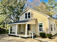 Building Photo - Tyler Street #102