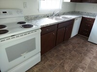 Building Photo - 212 Tiffany Dr
