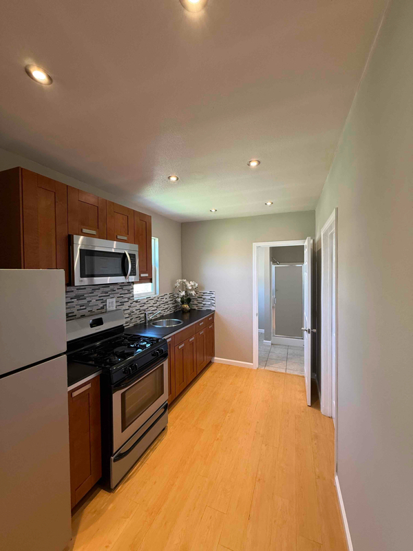 Building Photo - 815 N Sparks St