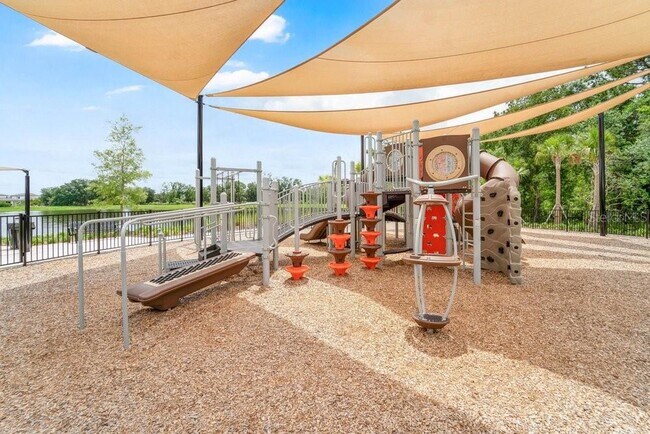 Building Photo - 33460 Binding Ties Ln