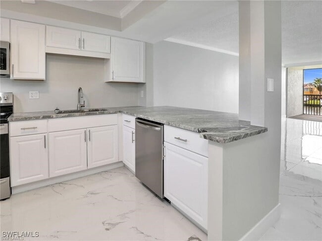 Building Photo - 4280 SE 20th Pl