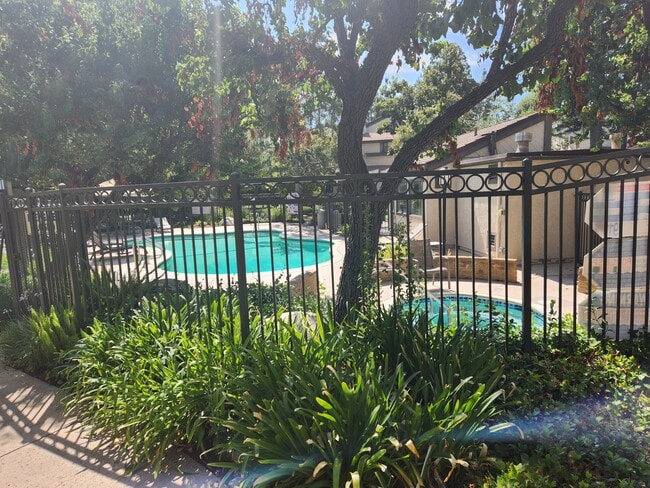 Building Photo - 21801 Burbank Blvd