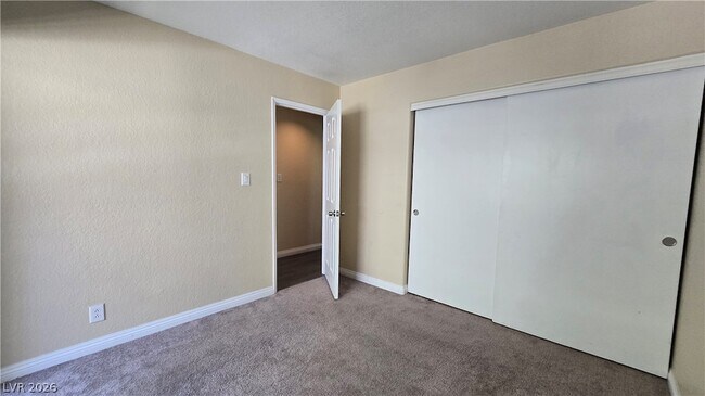 Building Photo - 5002 S Rainbow Blvd