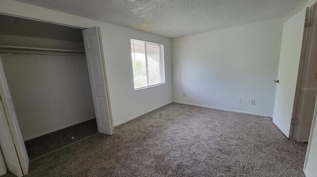 Building Photo - 7601 Abbey Ln