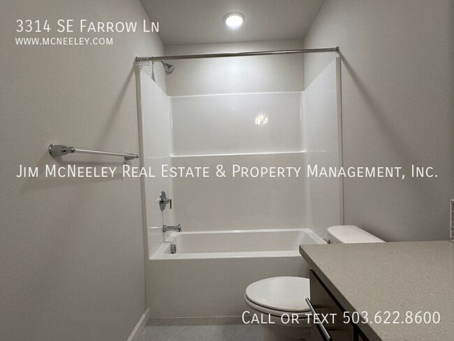 Building Photo - 3314 SE Farrow Ln