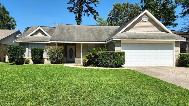 Building Photo - 310 Audubon Dr