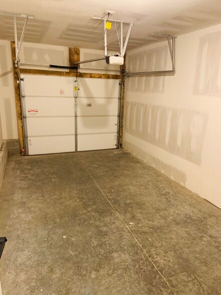 Building Photo - 1835 N Pennsylvania St