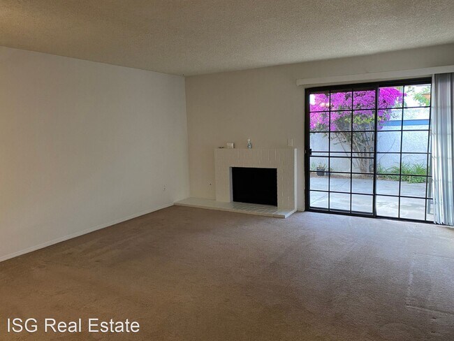 Building Photo - 3 br, 2.5 bath House - 1537 Apache Dr. Unit D