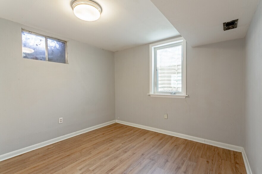 Building Photo - 8490 Benton St