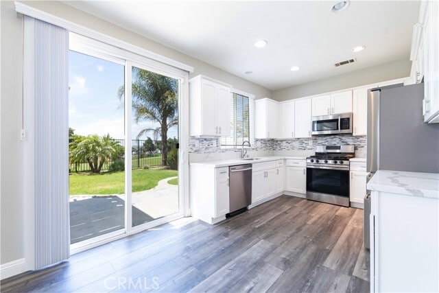 Building Photo - 33117 Eagle Point Dr