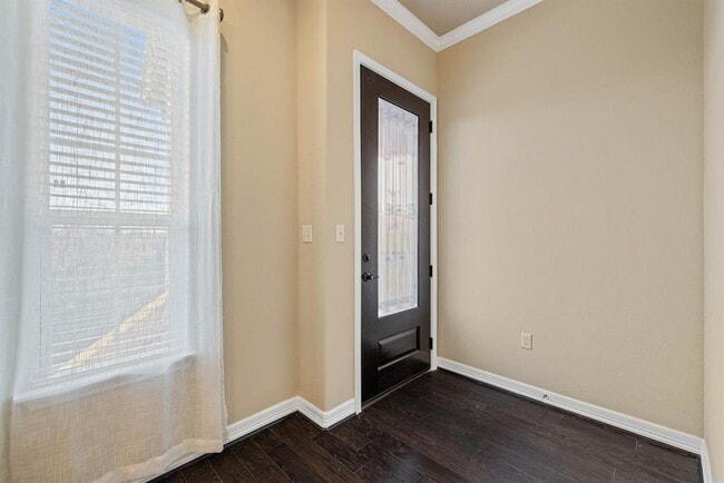 Building Photo - 11829 Terraza Cir