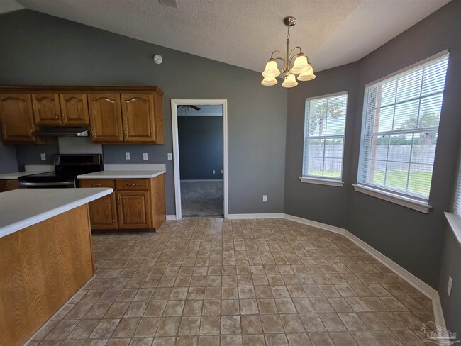 Building Photo - 6024 Yellow Rose Dr