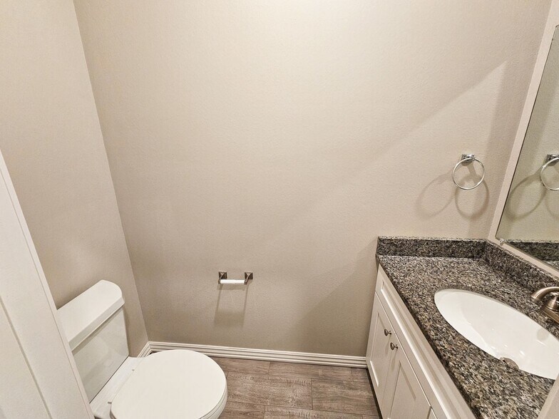 Building Photo - 6807 MARIBETTE RD